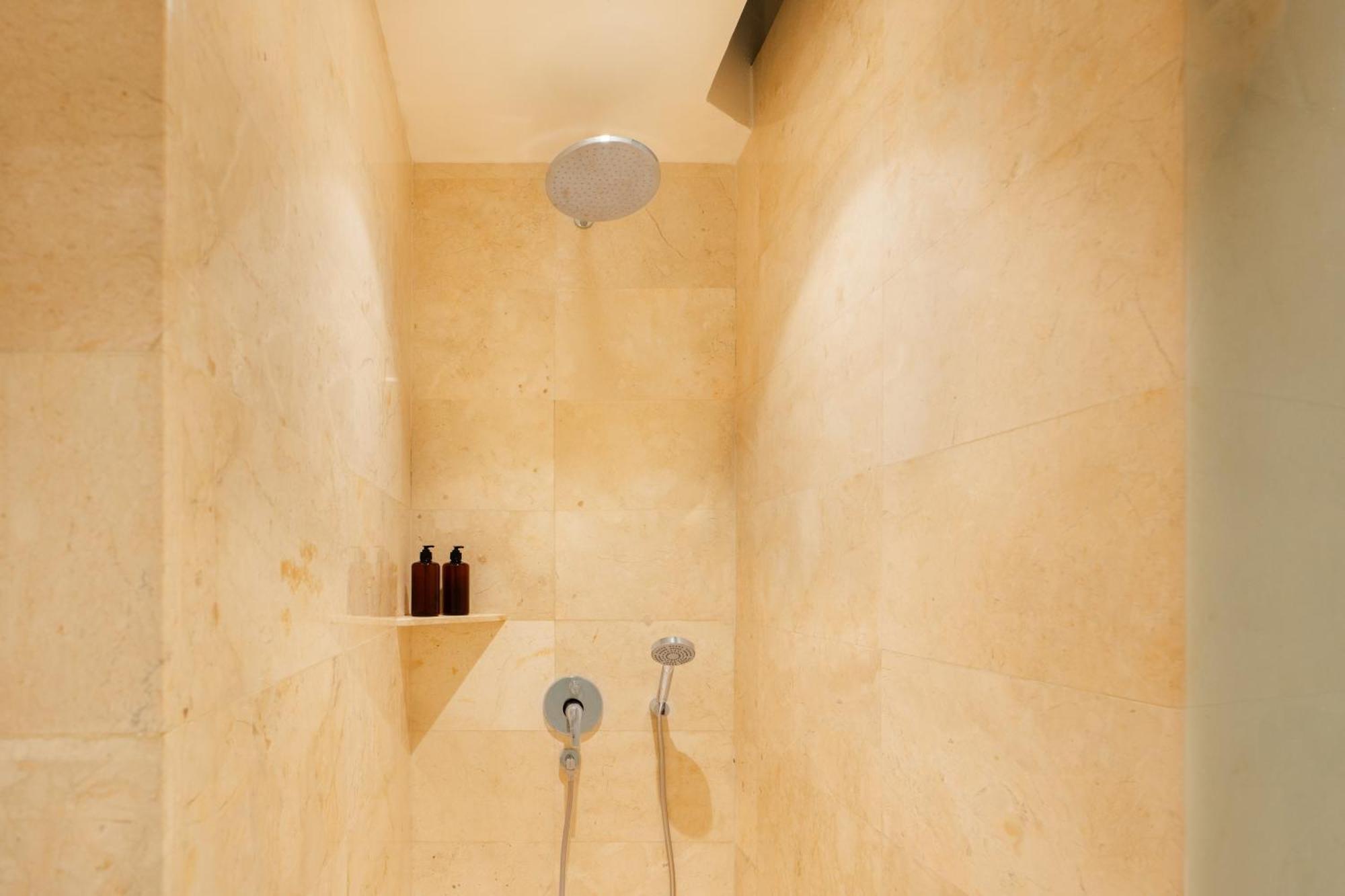 Kuta Angel Hotel Zewnętrze zdjęcie