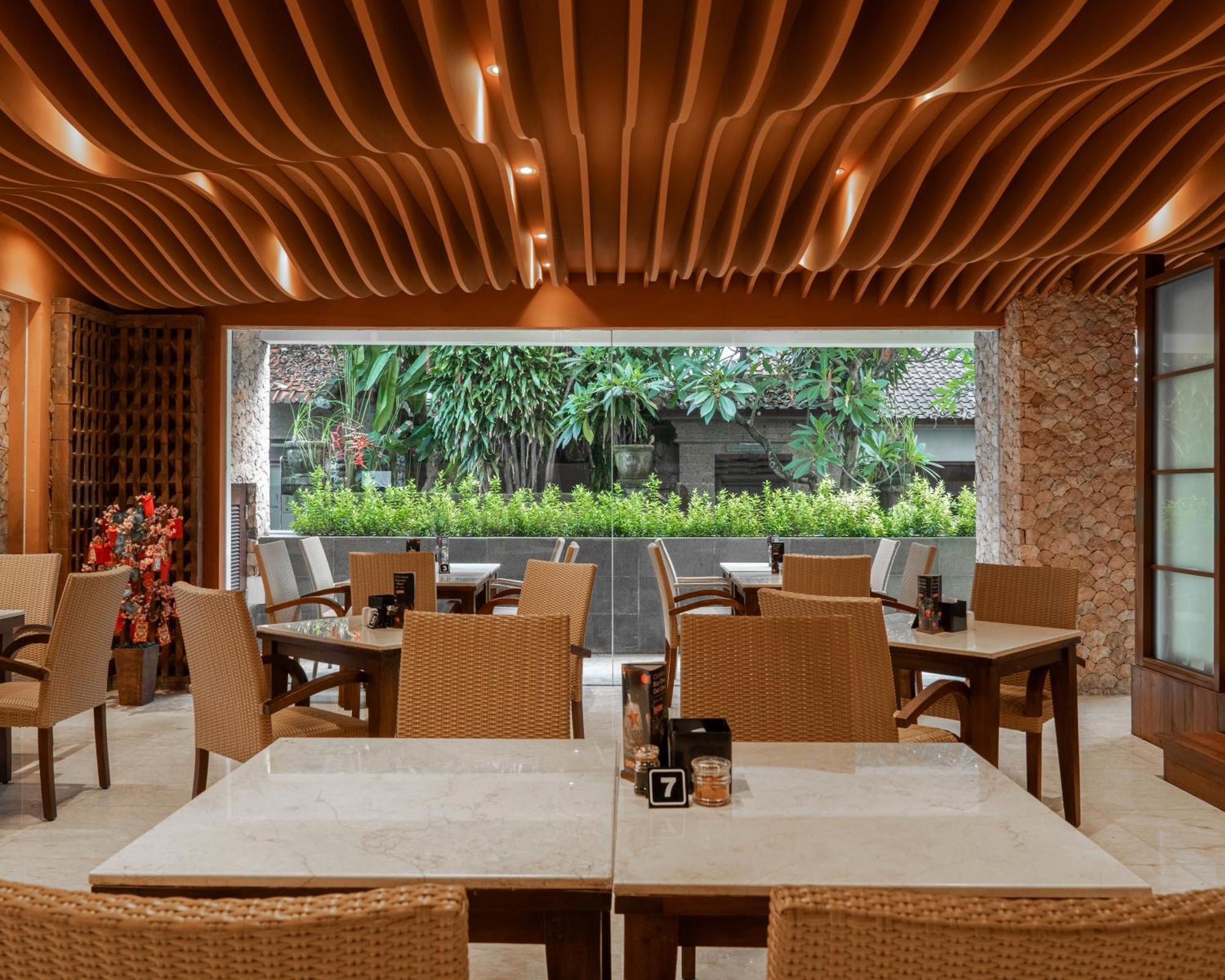 Kuta Angel Hotel Zewnętrze zdjęcie